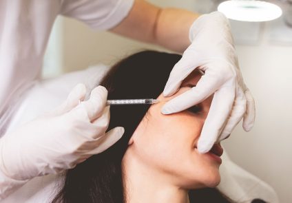 cosmetologist-makes-anti-aging-injections-for-her-2026-01-05-06-06-30-utc