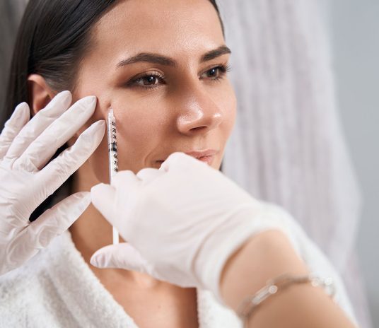 pretty-lady-on-injection-procedure-in-cosmetology-2026-01-08-07-00-39-utc
